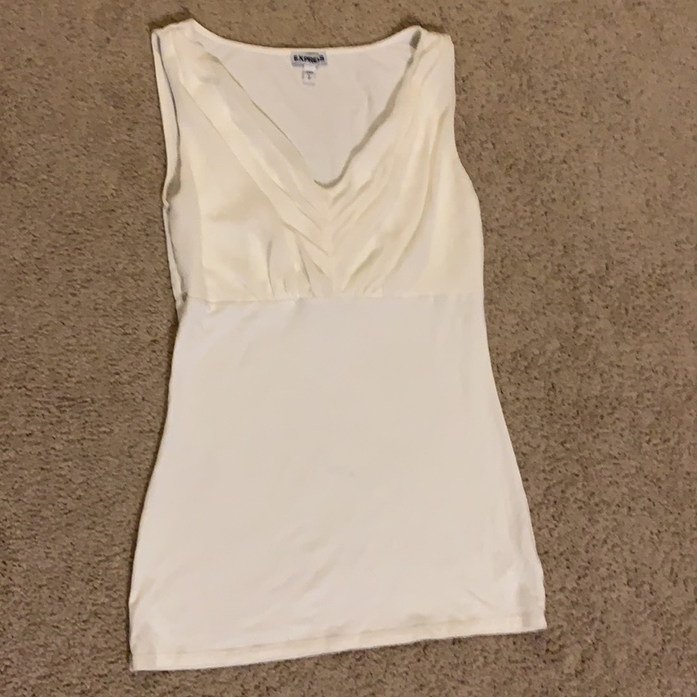 Express top in cream. Size small